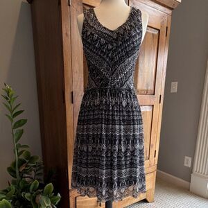 Anthropologie Black White Geometric Chiffon Smocked Ruched V-Neck A-Line Dress M